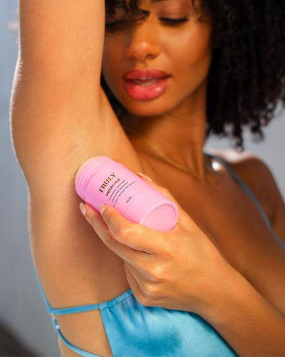 🔥Final 3 Hours – 50% OFF!Unicorn Fruit Brightening and Smoothing Deodorant